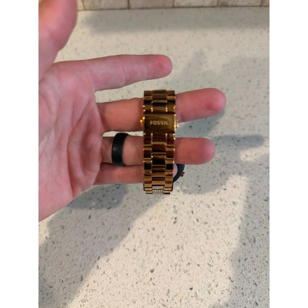 Fossil Q Venture HR Gen 4 DW7F1 Rose Gold Smartwatch Crystal Bezel Charger